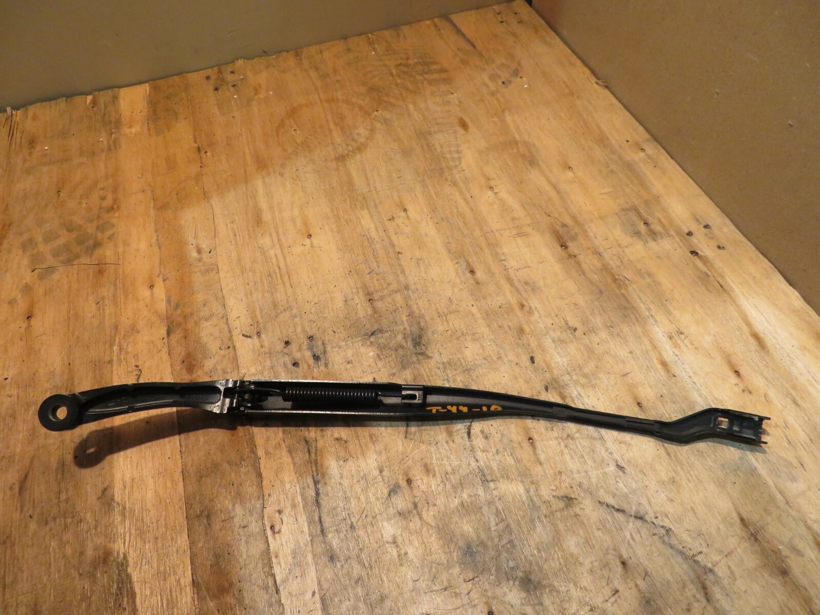 2014-2019 MASERATI GHIBLI SQ4 WINDSHIELD WIPER WASHER LEFT DRIVER ARM LINK OEM