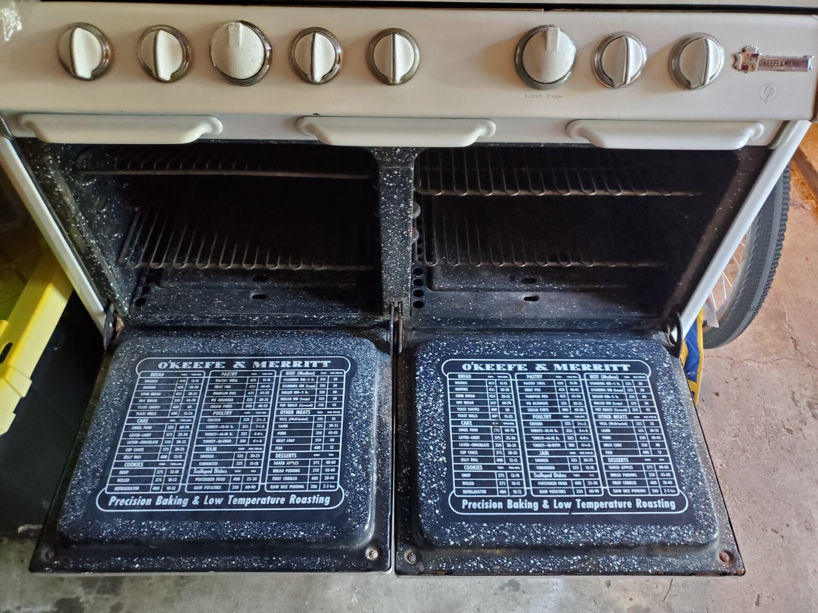 6 Burner Double Oven 2 Broiler O'Keefe & Merritt Gas Stove Range