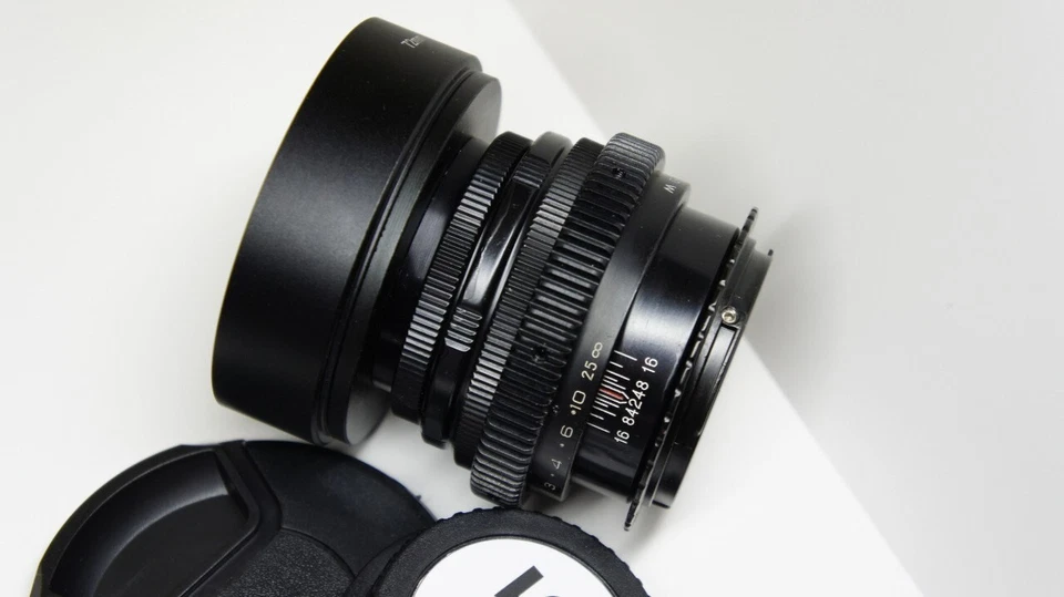  JUPITER 9 85mm STANDARD f/2 Cinemod Canon EF   Portrait - Image 3 of 4