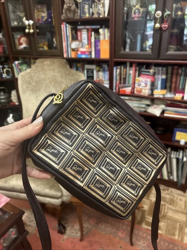 Q-Pot Winter 2019 Chocolate Collection Look Book With Shoulder Bag Japan Rare - Afbeelding 5 van 9