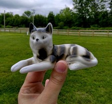 1940s Porcelain 4.5" Cat Figurine German Democratic Republic GDR Germany