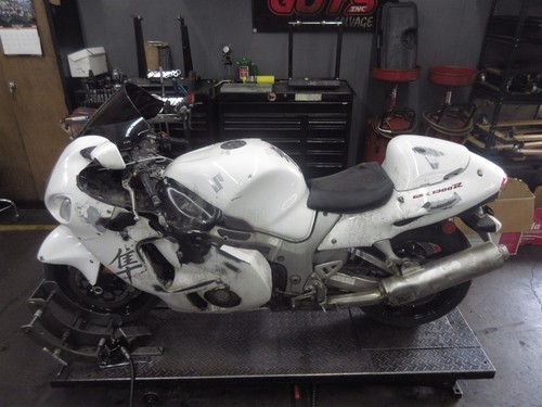2006 01-07 Suzuki Hayabusa GSX1300 Exhaust Header Manifold Head Pipe Assembly - Picture 11 of 11