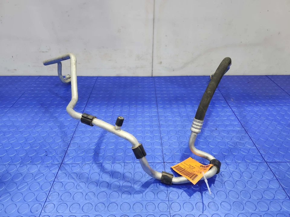 Manguera de succión aire acondicionado 16-18 Volkswagen Jetta sedán 1,4 L OEM Foto 4 de 4