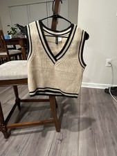 H M Divided Knitted Cr me And Black Sweater Vest Women  s Size US Small