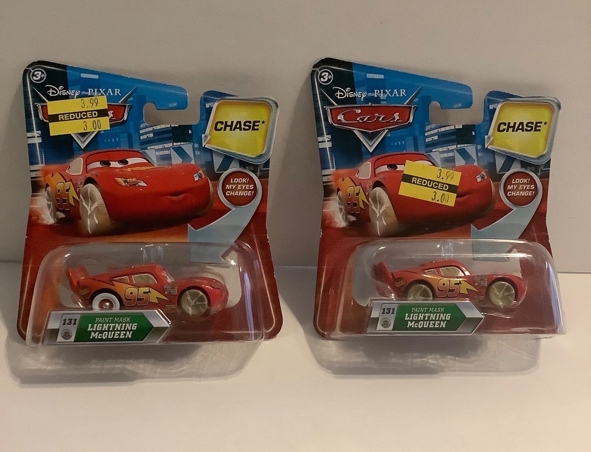 Disney PIXAR Cars CHASE Paint Mask Lightning McQueen #131 RARE