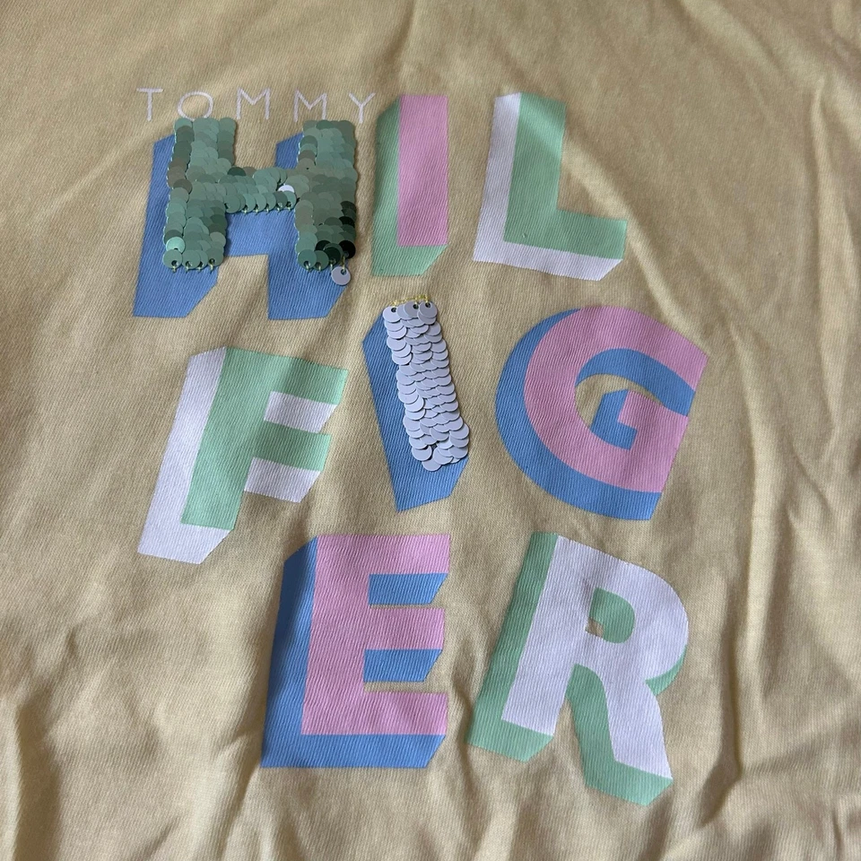 Tommy Hilfiger Girl's Yellow Graphic Reversible Sequin T-Shirt L Large 12-14 New - Image 2 of 4