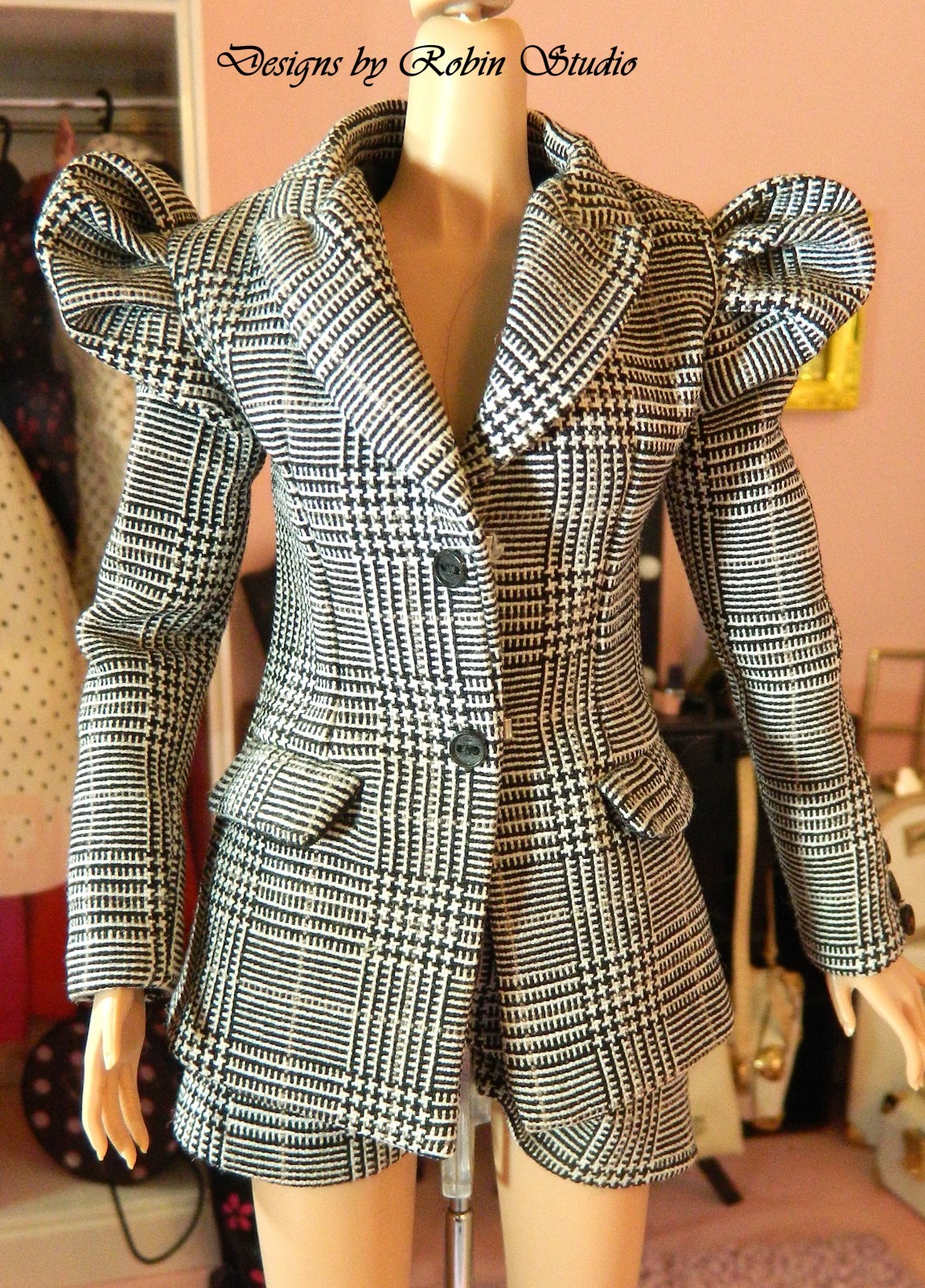 Luxuriously Gifted Natalia Fatale~2018~PreOwned Partial Fashion~No Doll