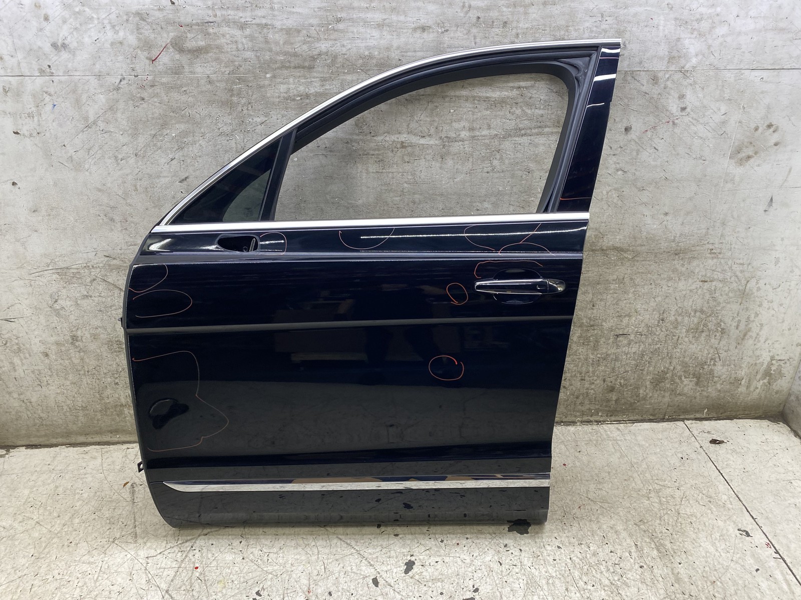 2015-2020 BENTLEY BENTAYGA OEM LH FRONT LEFT DRIVER DOOR SHELL W/O GLASS
