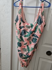 Old Navy Swimsuit Womens 2XL Pink Flamingo All Over Print Casual Beach Mom