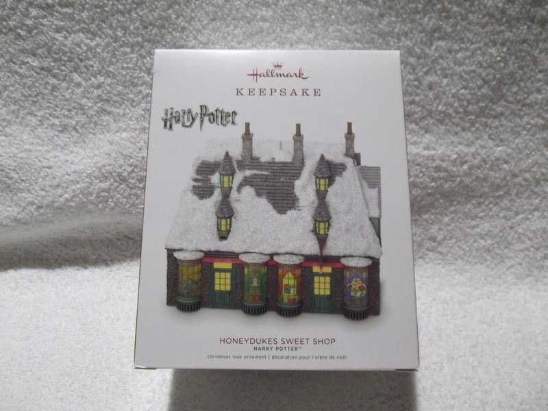 Hallmark 2018 Honeydukes Sweet Shop Harry Potter New