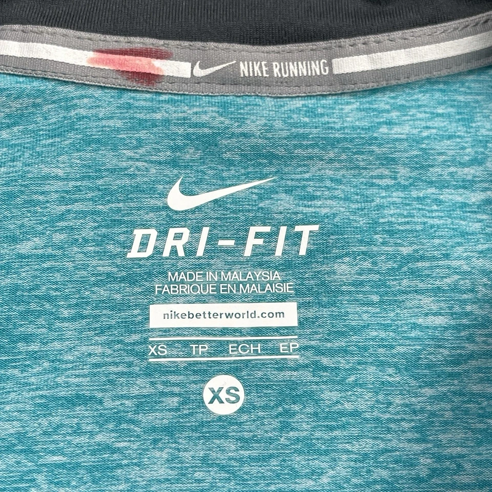 Pulôver de corrida Nike Dri-Fit Element feminino XS 1/4 zíper furos azuis para polegar - Imagem 4 de 4