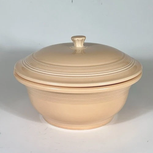 Fiesta 2 Quart Covered Casserole Dish W/ Lid In Apricot Fiestaware | HLC