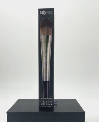 URBAN DECAY BRUSH-F108-FLAT OPTICAL BLURRING -NIB - FREE S/H