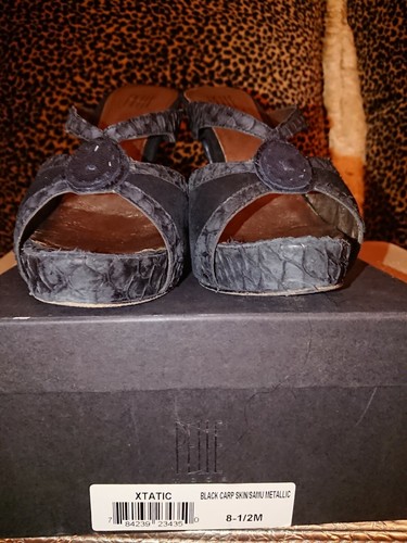 EUC Boxed PELLE MODA Black Xtatic Metallic Charcoal Gunmetal Platform Pumps 8.5 - Picture 4 of 8