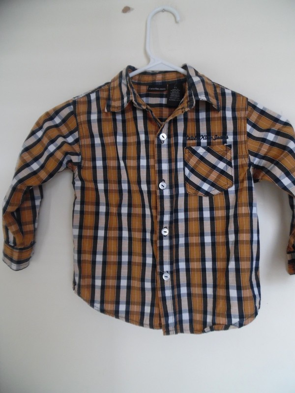Calvin Klein  Plaid  Button Down shirt  Boy's 4T