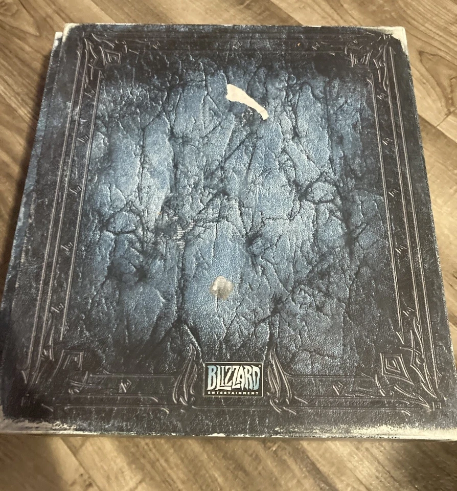 World of Warcraft - Collector's Edition 2008 - Wrath of the Lich King Incomplete - Image 2 of 4