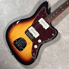 Used Fender Japan Traditional 60s 3-Color Sunburst Electric Guitar