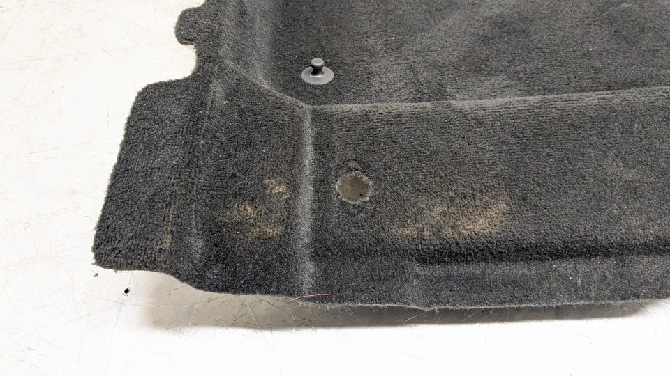 VOLVO V60 MK2 FLOOR CARPET MAT LINER FRONT LEFT PASSENGER SIDE 32347484 2023 - Image 2 of 4