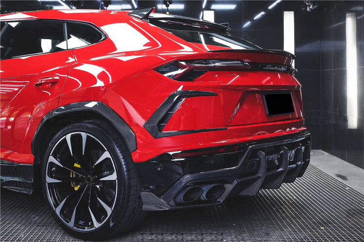 DRY Carbon Wheel Eyebrow Arch Trim Fender Flares For Lamborghini Urus 2018-2023