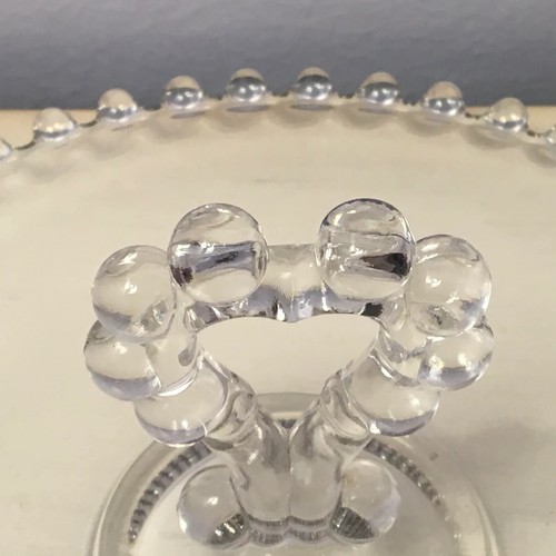 CANDLEWICK Center Handle Tray IMPERIAL GLASS Heart Shaped Handle 8" Dessert Tray - Imagen 5 de 7