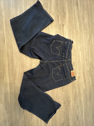 Levi Strauss Jeans Women's Size 16 Blue Denim 33x30 Classic Bootcut Cotton Blend - Picture 2 of 12