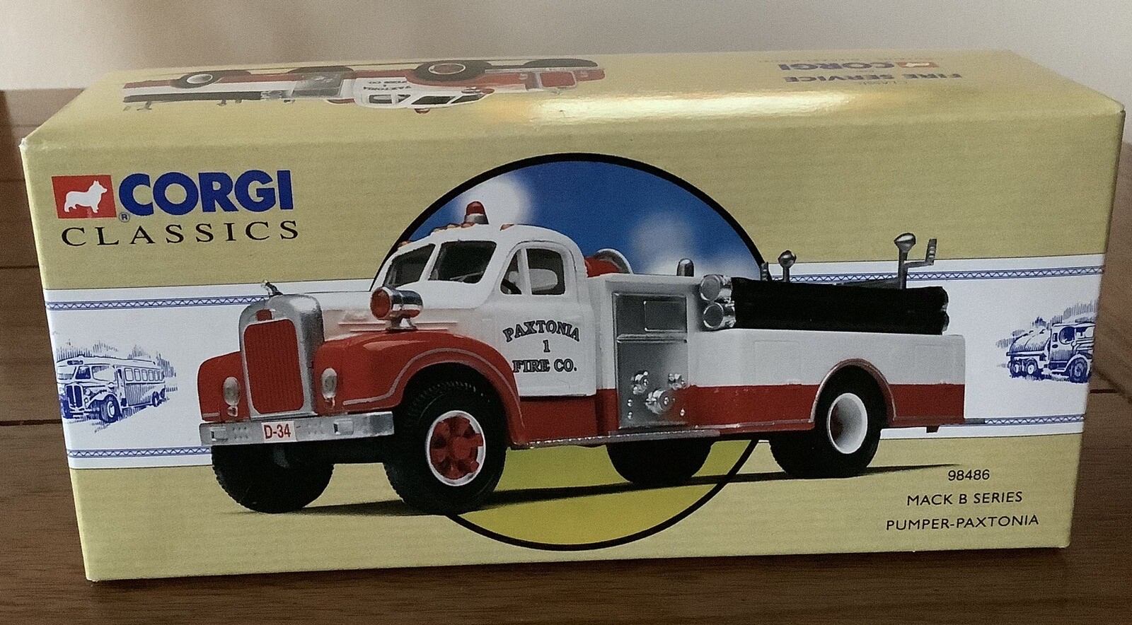 Corgi Classics Mack B Series Pumper Paxtonia Fire Truck Limited Edition Diecast