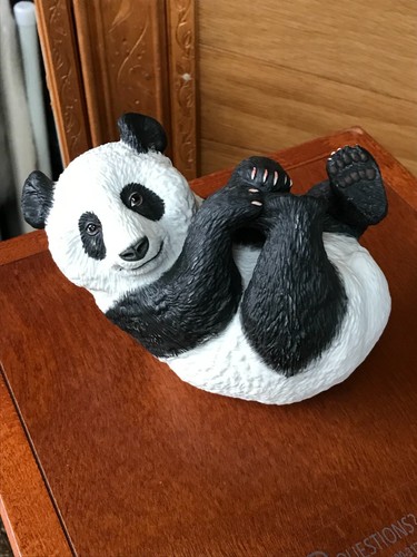 Panda Figurine-Smithsonian Institution (1990)