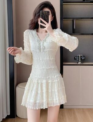 Womens socialite Fashion V-neck Ruffles brilliant diamond