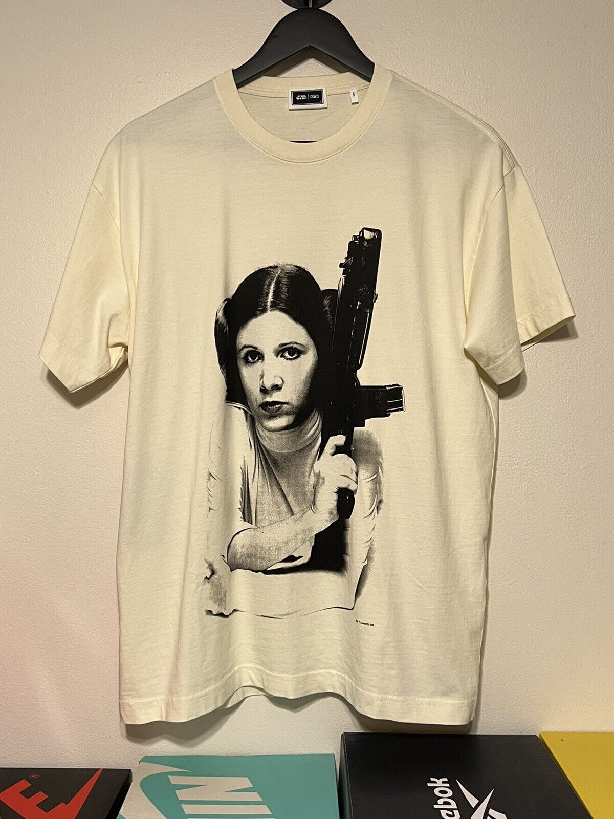 KITH x Star Wars Leia Vintage Tee Cream Size S NWT – ASA College