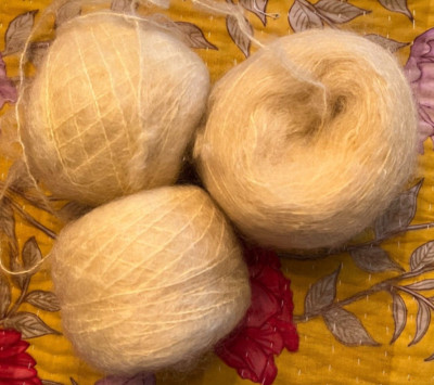 Mohair Yarn 3 Cakes Approx 5.5oz/155g Very Soft & Silky Pale Yellow No Label