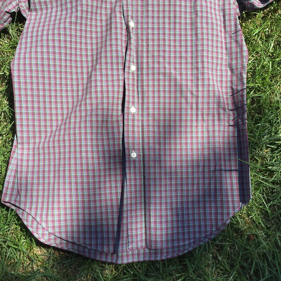 Camisa de vestir Polo Ralph Lauren calce clásico para hombre talla 15 mediana púrpura con botones  Foto 2 de 4