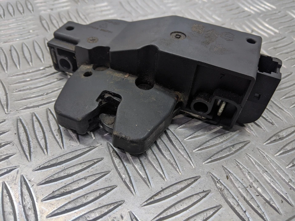 Механизм замка крышки багажника Peugeot 407 Sw S 1.6hdi 5 Door Estate 2007 1560cc - Изображение 2 из 4