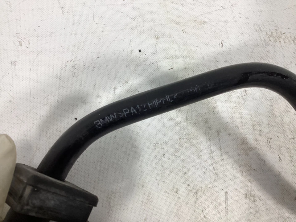 BMW 328i F30 2012-2016 refuerzo de freno vacío manguera superior tubo OEM. Foto 4 de 4