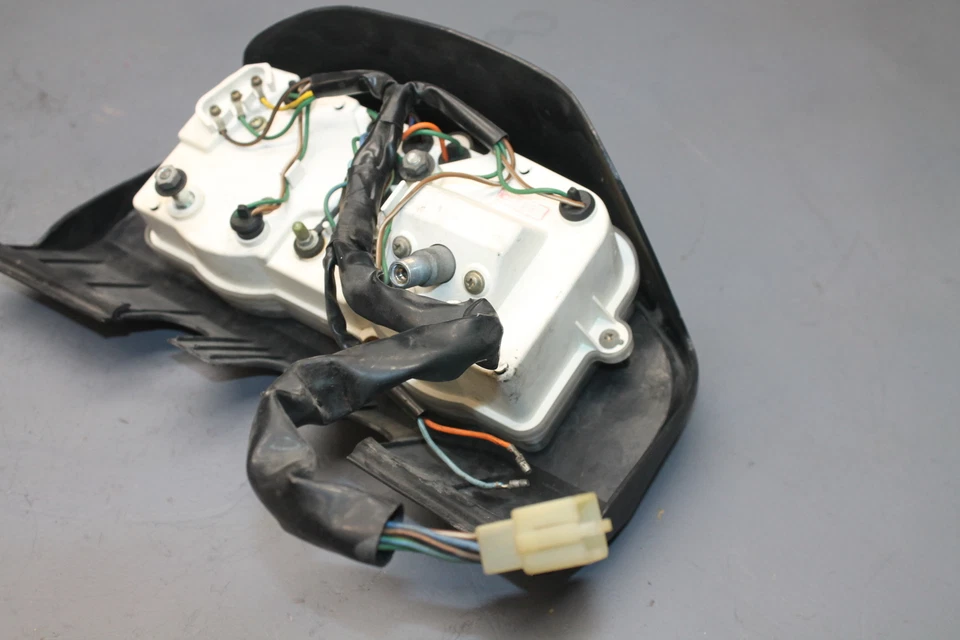 HONDA 1984 INTERCEPTOR 500 1984 1985 V30 MAGNA VELOCÍMETRO TACÓMETRO PANTALLA Foto 3 de 4