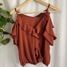 Moa Moa Womens Rust Cold Shoulder Ruffle V-Ne...