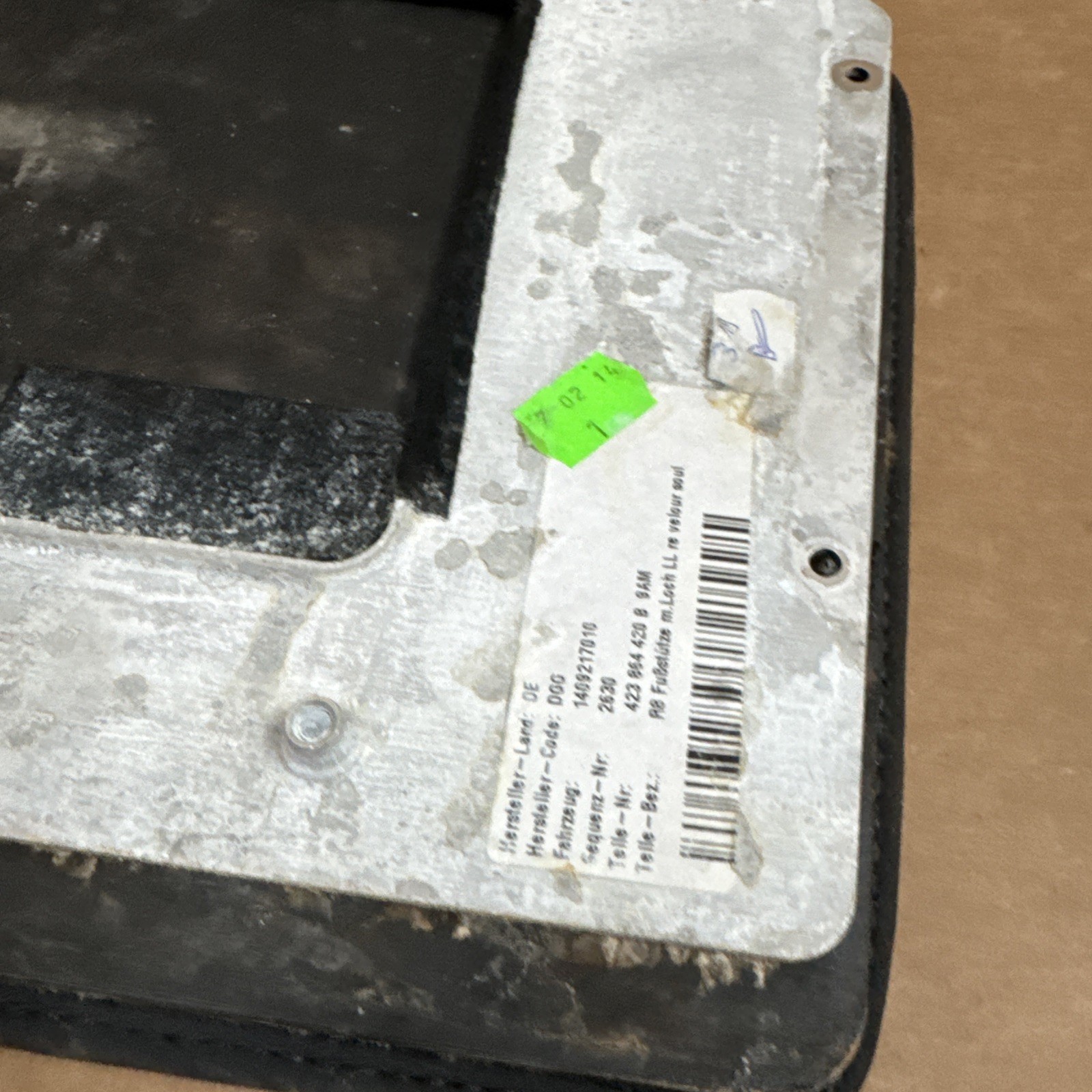 2008 2012 2014 2015 Audi R8 Front Right Floor Fuse Carpet Mat Cover Panel 1425