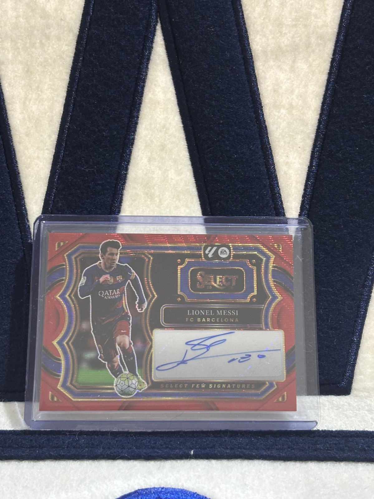 2025-26 Panini Select La Liga Lionel Messi Auto Red Wave - Select Few Signatures