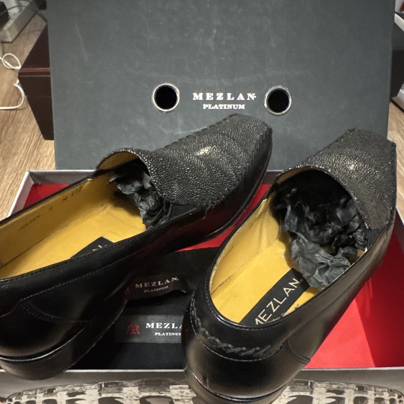 Mezlan Platinum Men’s Black Leather Slip-On Dress Loafers Square Toe 8