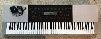 Keyboard Casio WK 220 Electric Piano w/power Supply | eBay