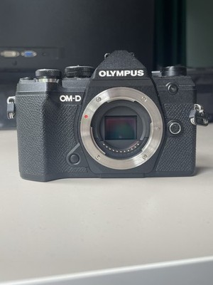 Olympus OM-D E-M5 Mark III Black Camera + MOREEE | eBay