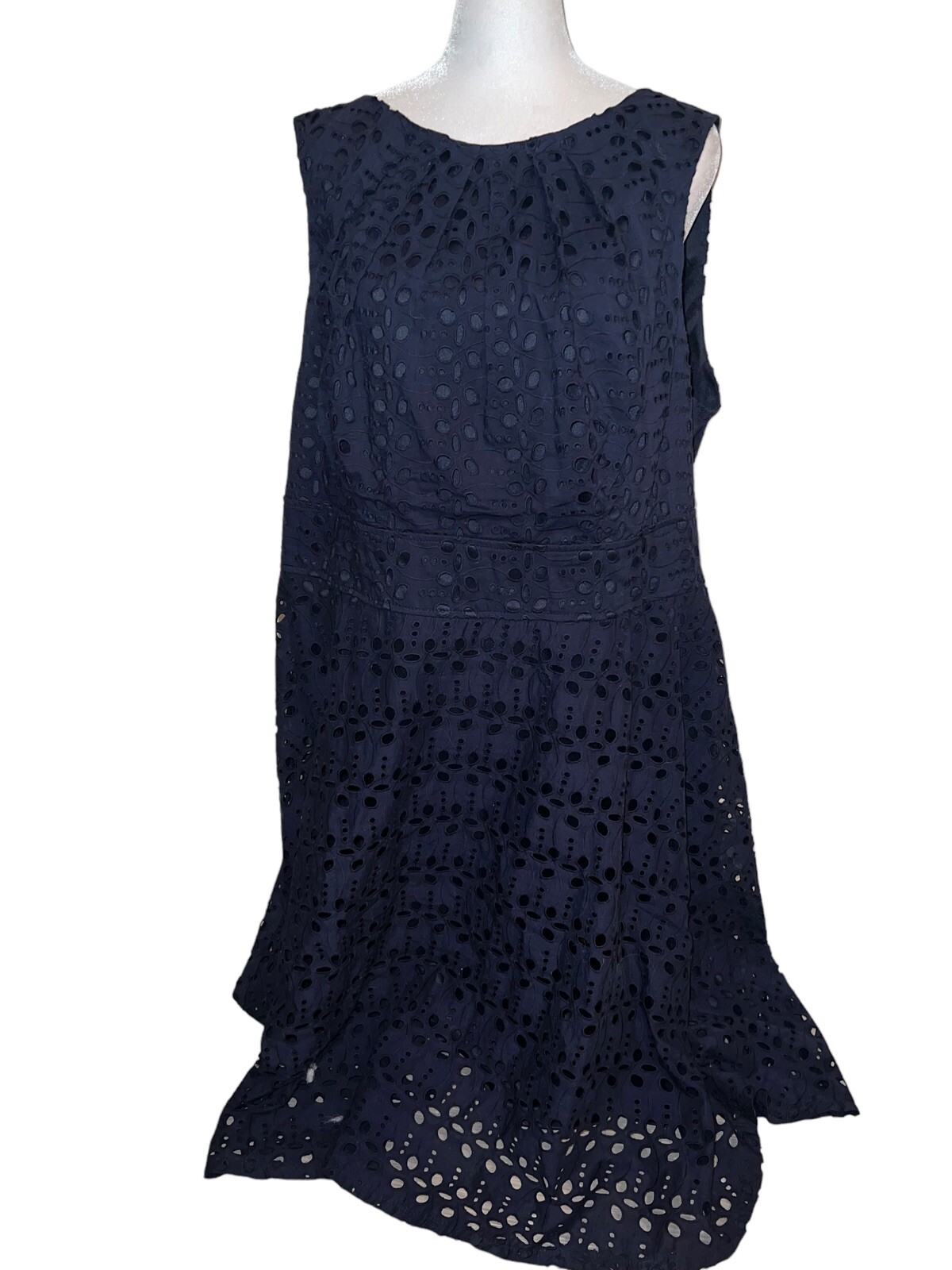 CB established 1962 sleeveless Navy Blue Eyelet summer tea dress size
