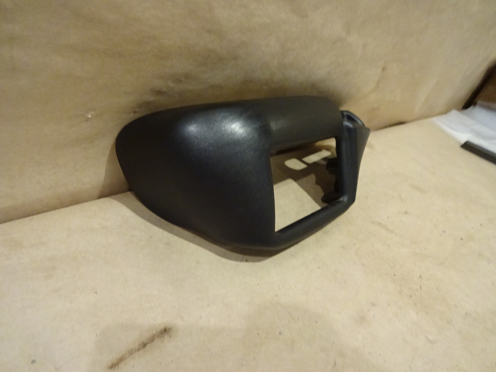 Maserati 4200 Coupe-Spyder - LH Seat Side Cover/Switch Panel P/N 66710700