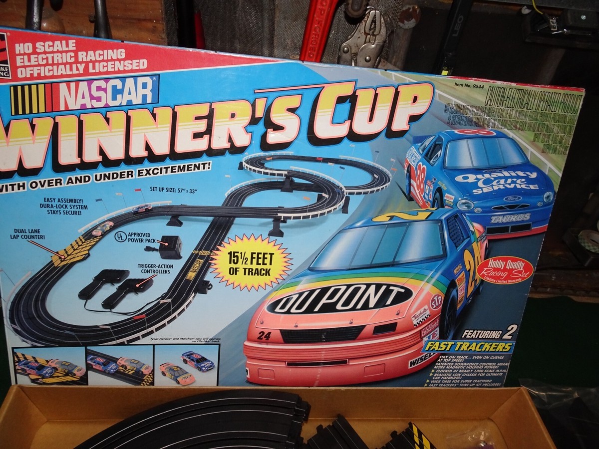 希少TYCO NASCAR HO 1998 TYCO Super Sound NASCAR 37574 Electric HO Race Set 2