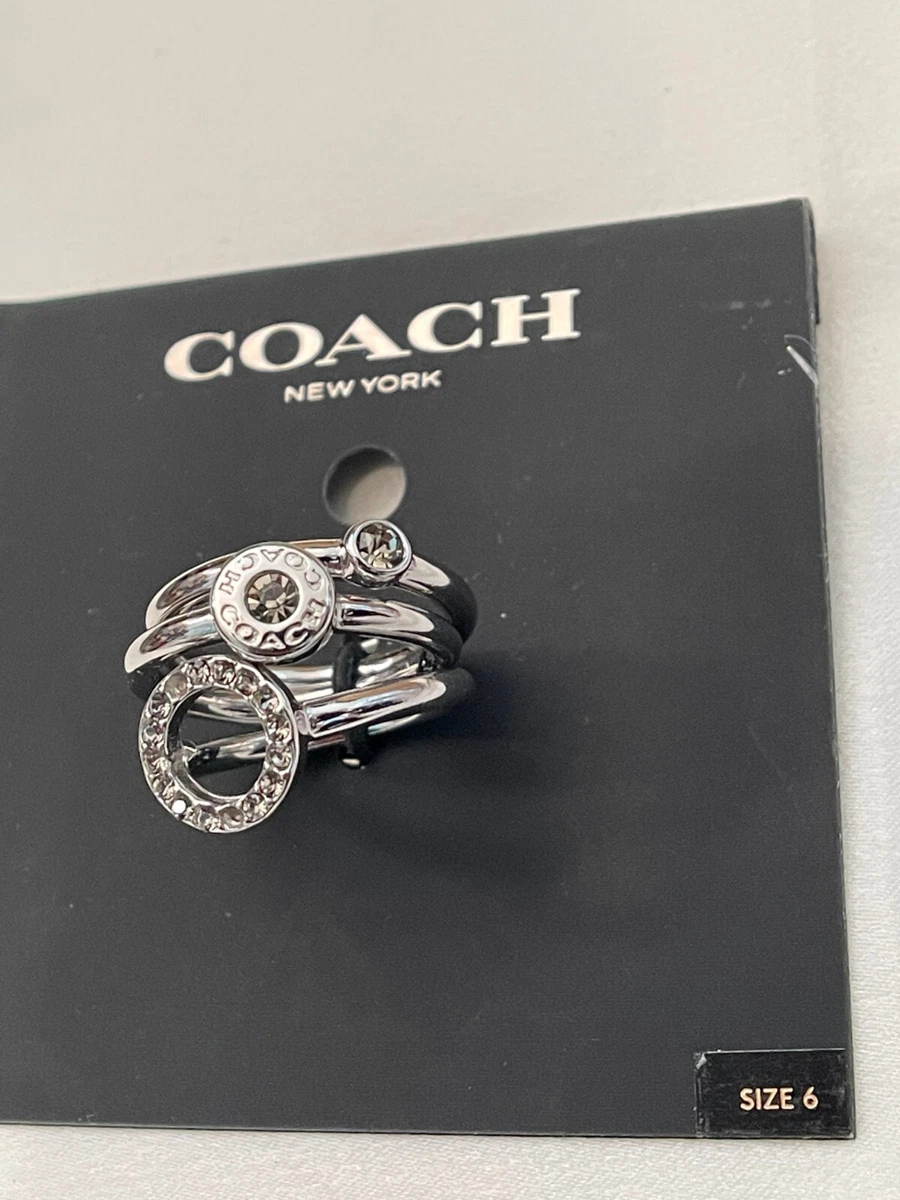 Open circle halo ring set deals