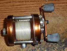 VINTAGE ABU AMBASSADEUR 4000D BAITCASTING REEL/RARE!