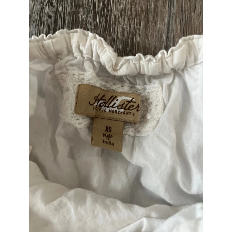 Falda Hollister Pacific Merchants blanca con volantes en capas XS Foto 2 de 3