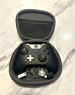 Microsoft Xbox Elite Wireless Controller Series 2 Black Complete Set