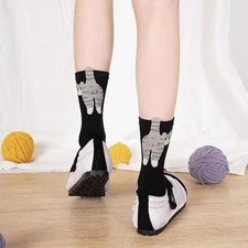 1 Pairs Of Cute Cat Socks With Balls Cotton Novelty Funny Animal Fun Crew Sock