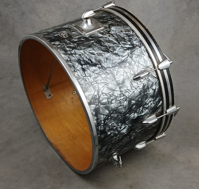SLINGERLAND 14X 24 BLACK DIAMOND PEARL BASS DRUM,  70's