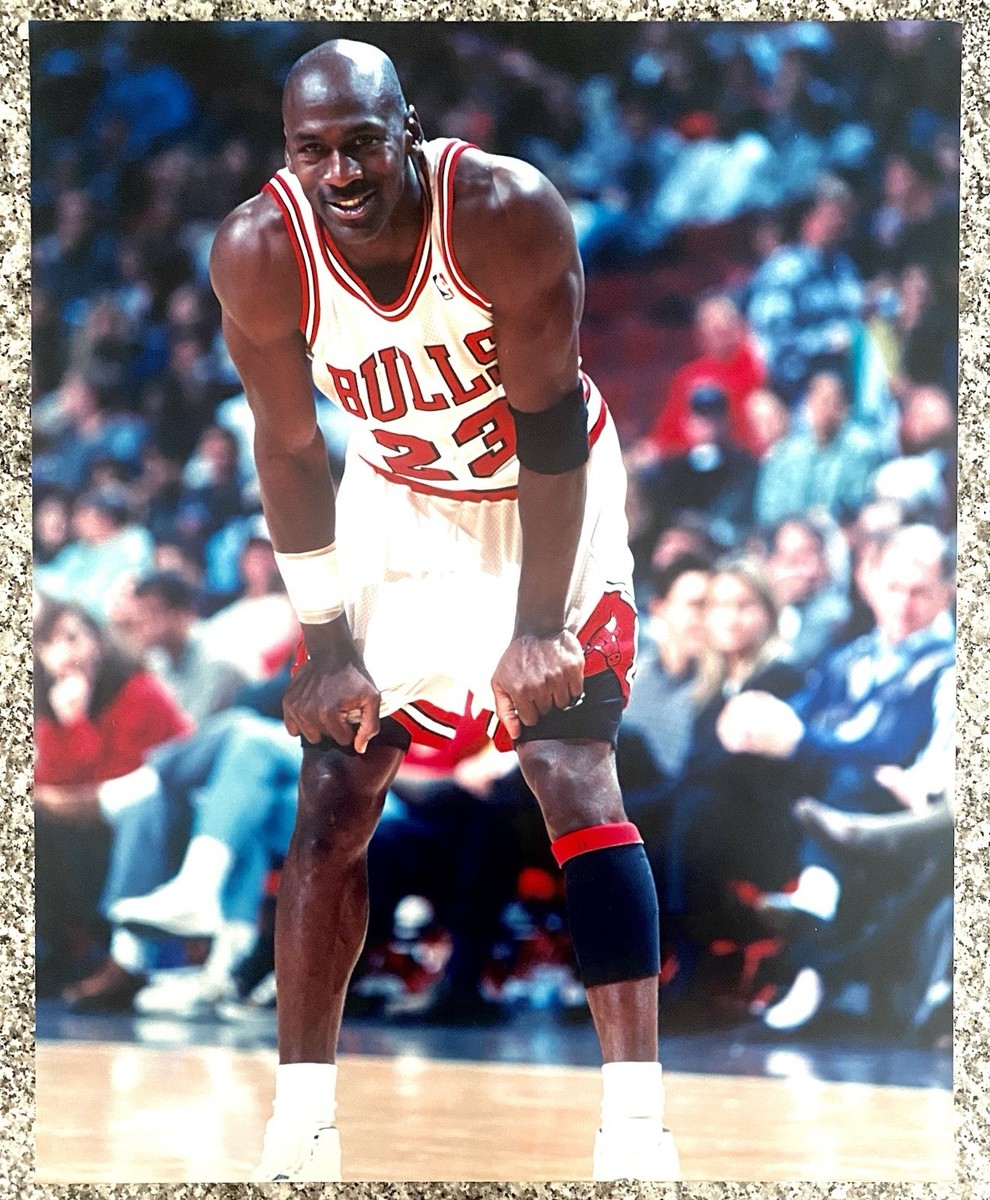 1995 Michael Jordan “Hands on Shorts, Game on Lock” Type 1